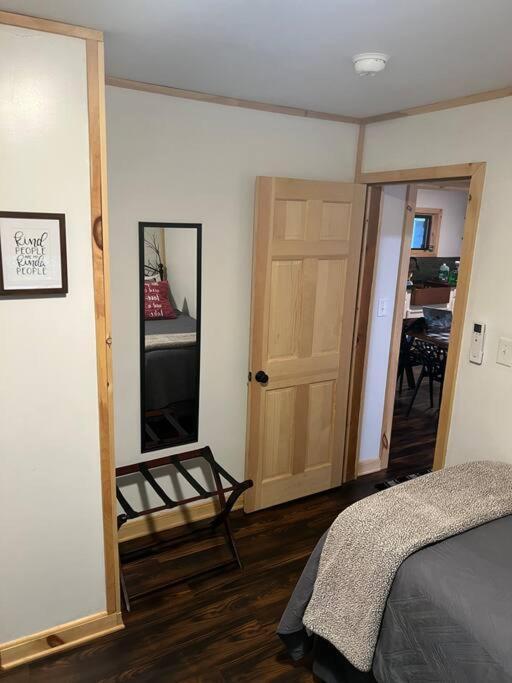 Cabin At The Cove At Watauga Lake Butler Exterior foto